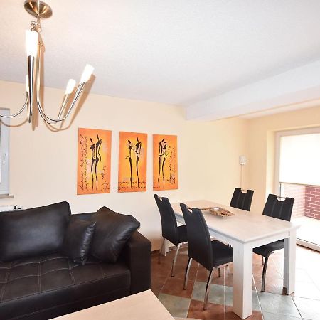Modern Apartment In Kroepelin With Garden חדר תמונה